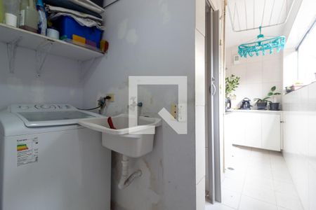 Apartamento à venda com 69m², 2 quartos e 1 vagaÁrea de Serviço