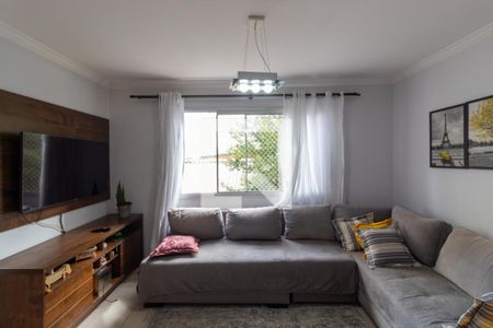 Apartamento à venda com 69m², 2 quartos e 1 vagaSala de estar