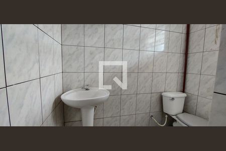 Banheiro de kitnet/studio para alugar com 1 quarto, 40m² em Parque João Ramalho, Santo André