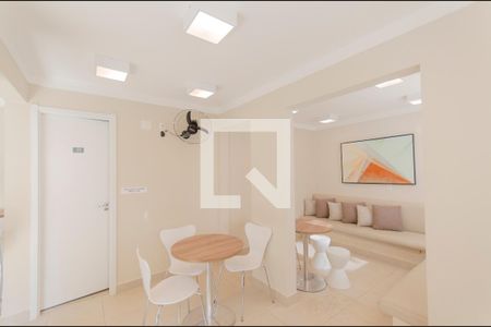 Apartamento à venda com 41m², 2 quartos e sem vagaÁrea Comum - Salão de Festas