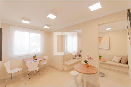 Apartamento à venda com 41m², 2 quartos e sem vagaÁrea Comum - Salão de Festas