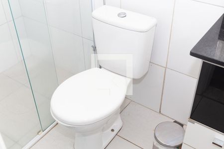 Casa de condomínio à venda com 160m², 3 quartos e 2 vagas Casa de condomínio à venda com 160m², 3 quartos e 2 vagasBanheiro da Suíte 2