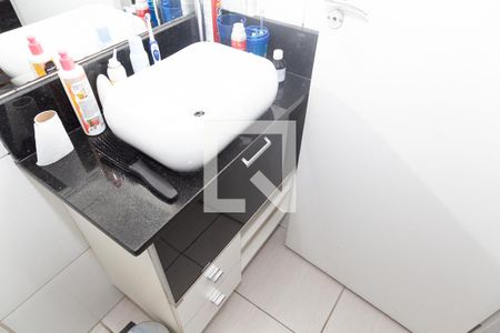 Casa de condomínio à venda com 160m², 3 quartos e 2 vagas Casa de condomínio à venda com 160m², 3 quartos e 2 vagasBanheiro da Suíte 2
