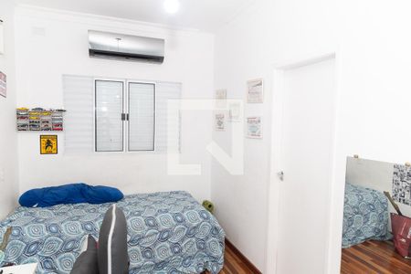 Casa de condomínio à venda com 160m², 3 quartos e 2 vagas Casa de condomínio à venda com 160m², 3 quartos e 2 vagasSuíte 2