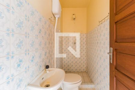 Casa para alugar com 219m², 3 quartos e 5 vagasBanheiro de Serviço