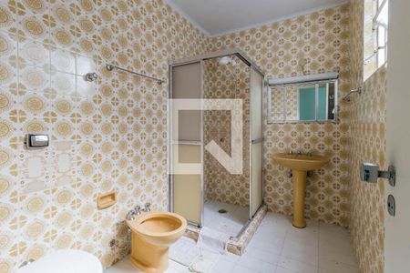 Casa para alugar com 219m², 3 quartos e 5 vagasBanheiro Social