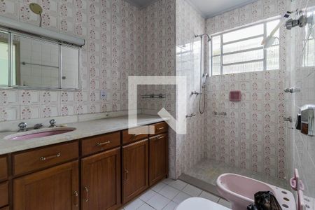 Casa para alugar com 219m², 3 quartos e 5 vagasBanheiro da Suite