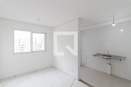 Sala de apartamento para alugar com 2 quartos, 39m² em Jardim Santa Emília, São Paulo