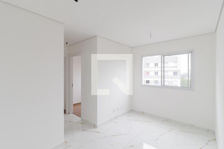 Sala de apartamento para alugar com 2 quartos, 39m² em Jardim Santa Emília, São Paulo