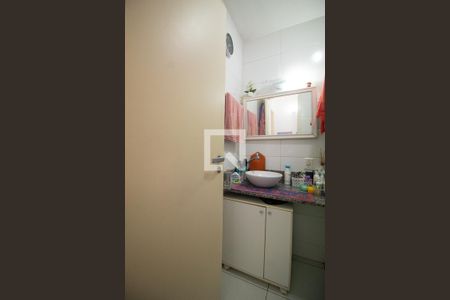 Apartamento à venda com 103m², 3 quartos e 1 vagaBanheiro social