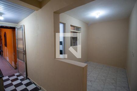 Sala de casa para alugar com 1 quarto, 30m² em Vila Carmosina, São Paulo
