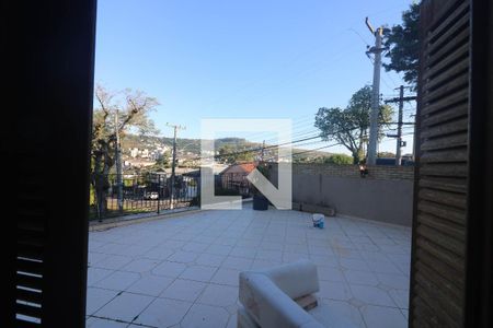 Vista da Sala de casa para alugar com 4 quartos, 340m² em Teresópolis, Porto Alegre