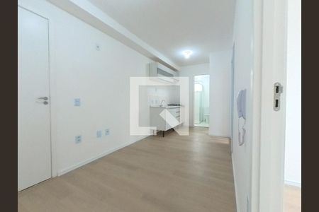 Sala/Cozinha de apartamento para alugar com 2 quartos, 33m² em Vila Guedes, São Paulo