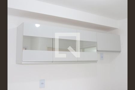 Sala/Cozinha - Armário de apartamento para alugar com 2 quartos, 33m² em Vila Guedes, São Paulo