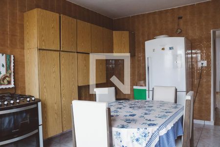 Casa à venda com 300m², 3 quartos e 3 vagas Casa à venda com 300m², 3 quartos e 3 vagasCozinha