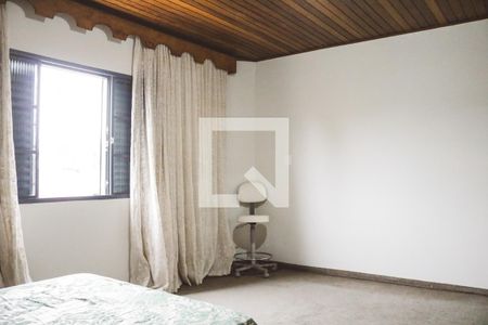 Casa à venda com 300m², 3 quartos e 3 vagas Casa à venda com 300m², 3 quartos e 3 vagasQuarto 3