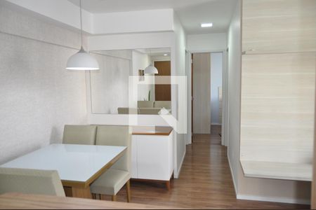 Sala de apartamento para alugar com 2 quartos, 51m² em Del Castilho, Rio de Janeiro