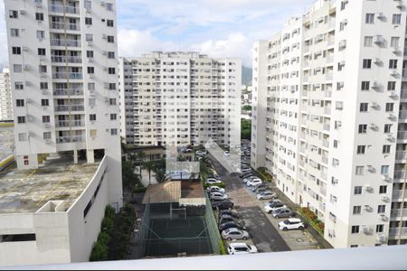 Vista Sala de apartamento para alugar com 2 quartos, 51m² em Del Castilho, Rio de Janeiro
