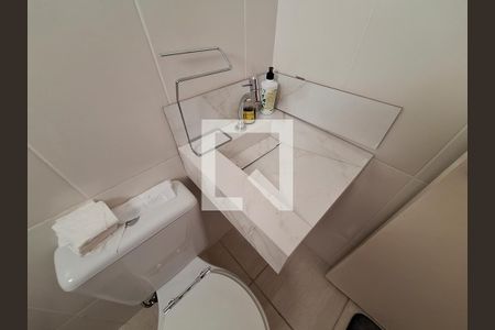 Casa à venda com 210m², 3 quartos e 2 vagas Casa à venda com 210m², 3 quartos e 2 vagasBanheiro Quarto 2