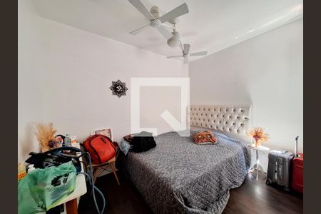 Casa à venda com 210m², 3 quartos e 2 vagas Casa à venda com 210m², 3 quartos e 2 vagasQuarto 2