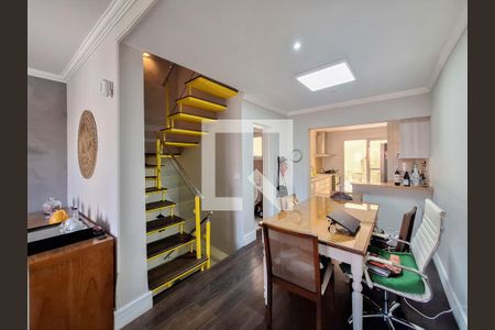 Casa à venda com 210m², 3 quartos e 2 vagas Casa à venda com 210m², 3 quartos e 2 vagasCopa