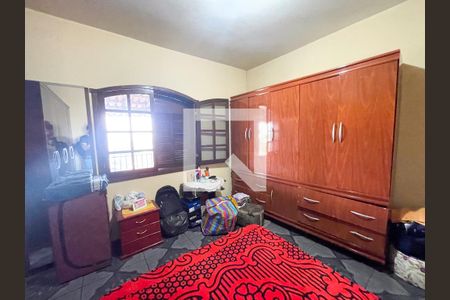 Casa à venda com 360m², 4 quartos e 2 vagasQuarto 4 - Suíte