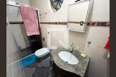 Casa à venda com 360m², 4 quartos e 2 vagasBanheiro da Suíte