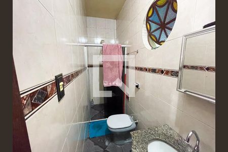 Casa à venda com 360m², 4 quartos e 2 vagasBanheiro da Suíte