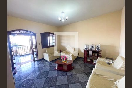 Casa à venda com 360m², 4 quartos e 2 vagasSala 2