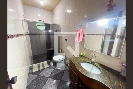 Casa à venda com 360m², 4 quartos e 2 vagasBanheiro Social