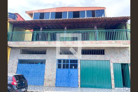 Casa à venda com 360m², 4 quartos e 2 vagasFachada