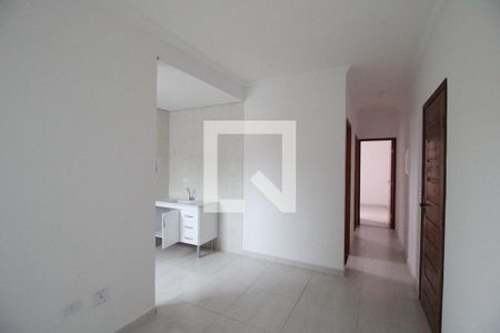Sala/Cozinha e Área de Serviço de apartamento para alugar com 2 quartos, 39m² em Vila Ré, São Paulo