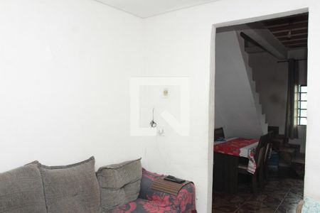 Sala 1 de casa para alugar com 2 quartos, 70m² em Xodó Marize, Belo Horizonte