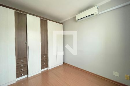 Quarto 1 de apartamento à venda com 2 quartos, 44m² em Jardim Dona Leopoldina, Porto Alegre