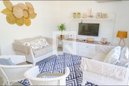 Sala de casa para alugar com 2 quartos, 80m² em Campeche, Florianópolis