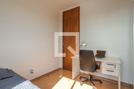 Quarto 2 de apartamento para alugar com 2 quartos, 58m² em Petrópolis, Porto Alegre