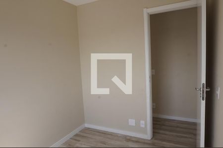 Quarto 1 de apartamento para alugar com 2 quartos, 41m² em Vila Zat, São Paulo