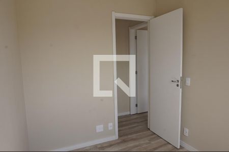 Quarto 1 de apartamento para alugar com 2 quartos, 41m² em Vila Zat, São Paulo