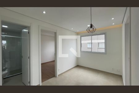 Sala  de apartamento para alugar com 2 quartos, 35m² em Guaianazes, São Paulo