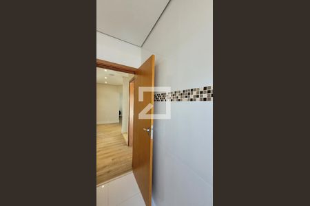 Casa à venda com 400m², 3 quartos e 2 vagas Casa à venda com 400m², 3 quartos e 2 vagasBanheiro