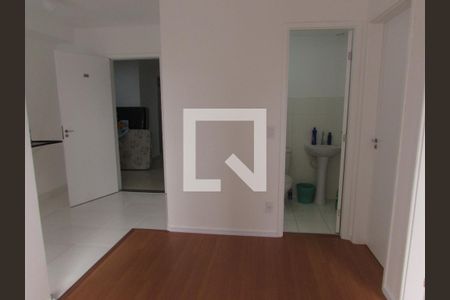Sala de apartamento para alugar com 2 quartos, 36m² em Paraíso do Morumbi, São Paulo