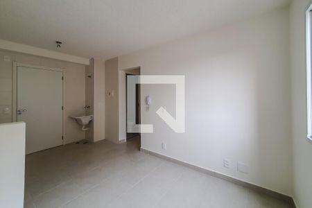 Sala/Cozinha/Área de Serviço de apartamento à venda com 2 quartos, 32m² em Cambuci, São Paulo