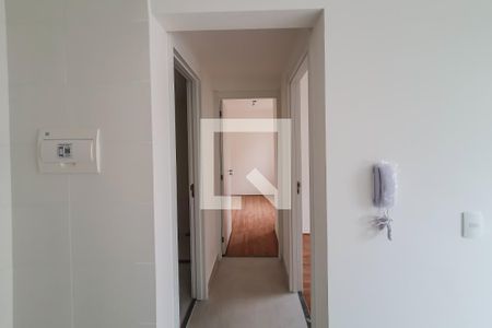 Corredor de apartamento para alugar com 2 quartos, 32m² em Cambuci, São Paulo