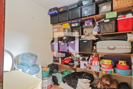 Casa à venda com 216m², 3 quartos e 2 vagasÁrea de Serviço