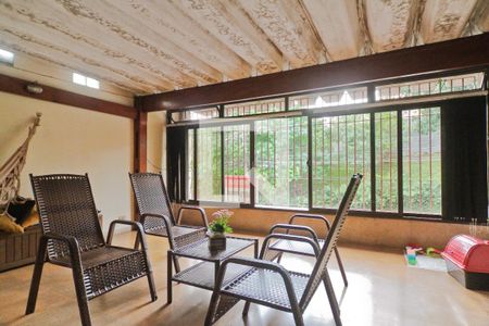 Varanda de casa à venda com 3 quartos, 216m² em Parque Maria Domitila, São Paulo