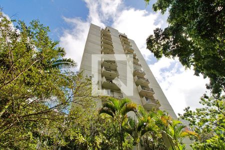 Apartamento à venda com 66m², 2 quartos e 1 vaga Apartamento à venda com 66m², 2 quartos e 1 vagaFachada