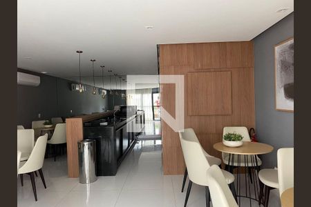 Apartamento para alugar com 35m², 1 quarto e 1 vaga Apartamento para alugar com 35m², 1 quarto e 1 vagaÁrea comum - Salão de festas