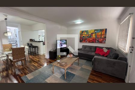 Sala de TV de casa para alugar com 2 quartos, 130m² em Pinheiros, São Paulo