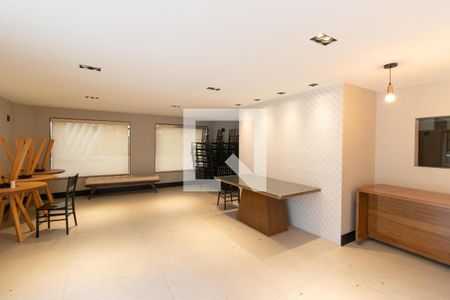 Apartamento à venda com 224m², 4 quartos e 4 vagasÁrea comum - Salão de festas