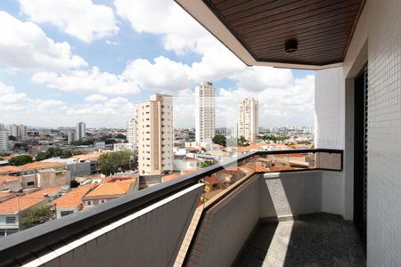 Apartamento à venda com 224m², 4 quartos e 4 vagasSacada Quarto Suíte 1